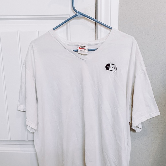 Vintage Nike White Tee - Picture 1 of 3